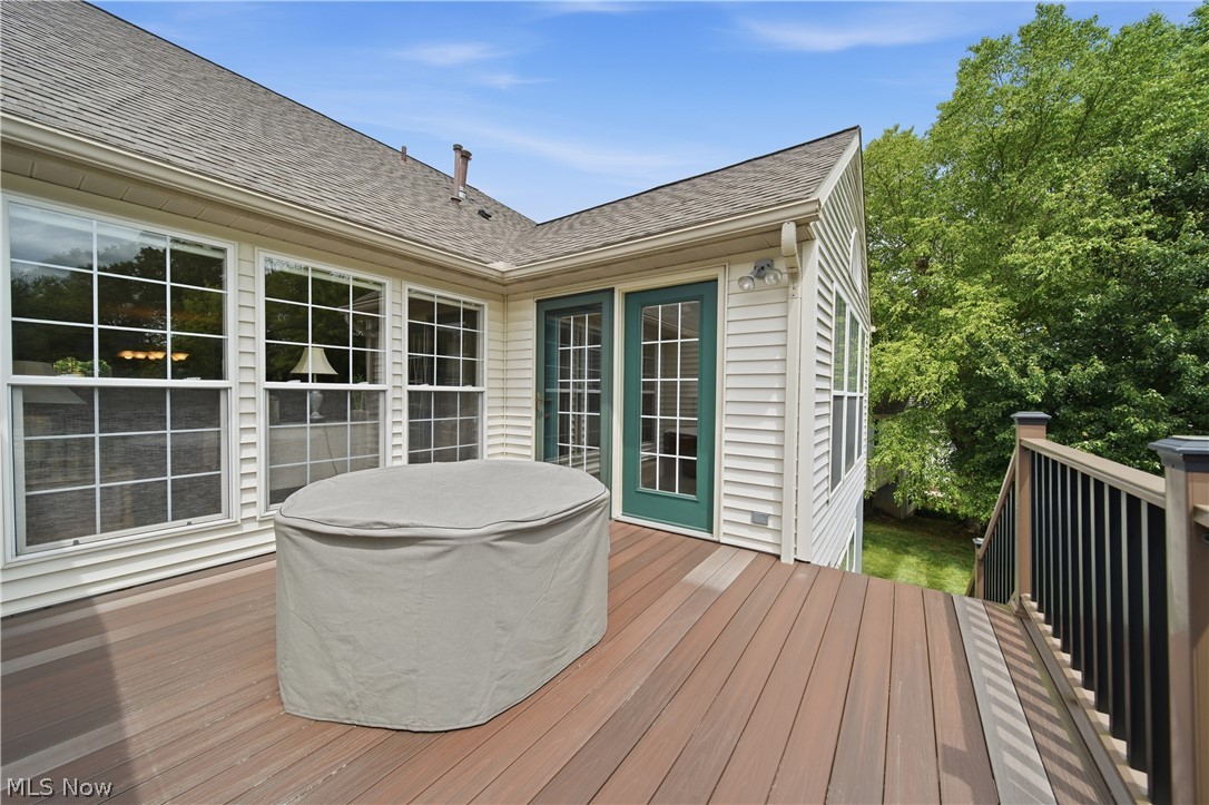 1652 Southpointe Circle NE Canton OH 44714