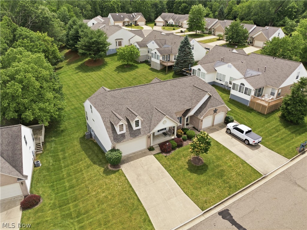 1652 Southpointe Circle NE Canton OH 44714