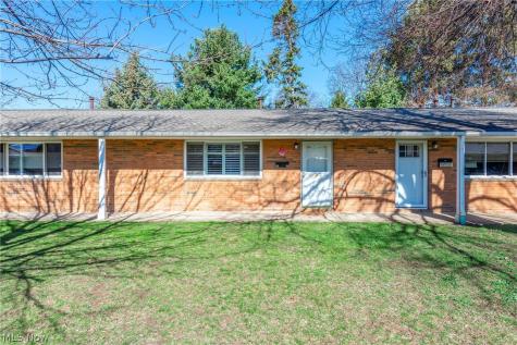 21872 River Oaks Drive Rocky River OH 44116