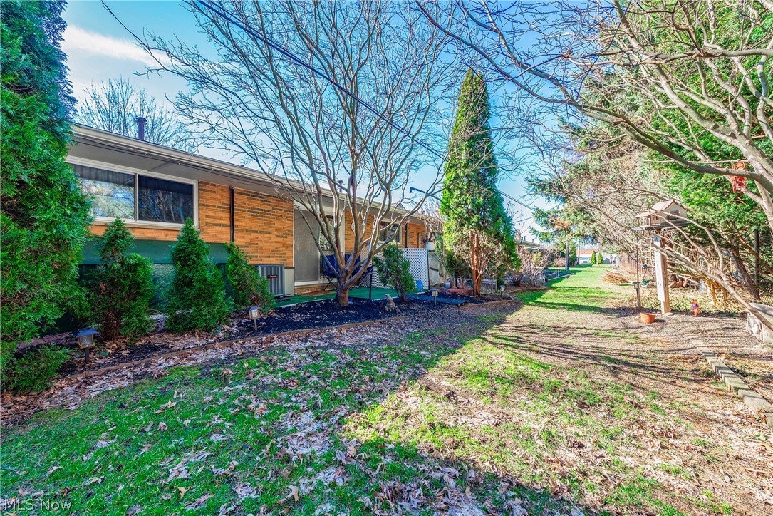 21872 River Oaks Drive Rocky River OH 44116