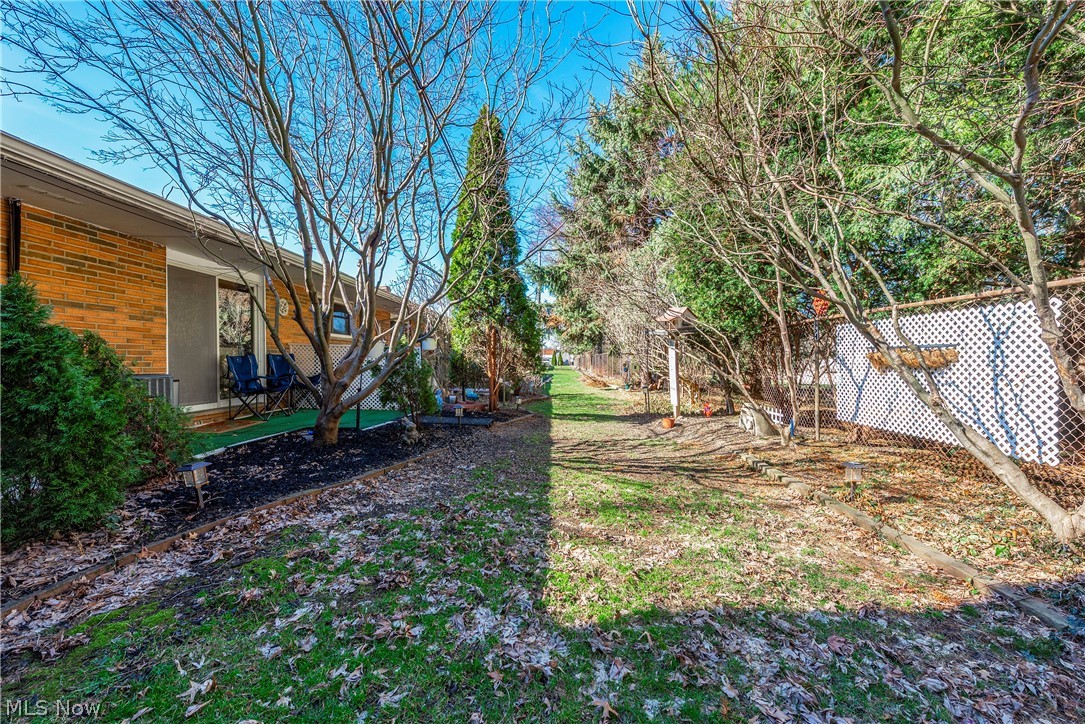 21872 River Oaks Drive Rocky River OH 44116