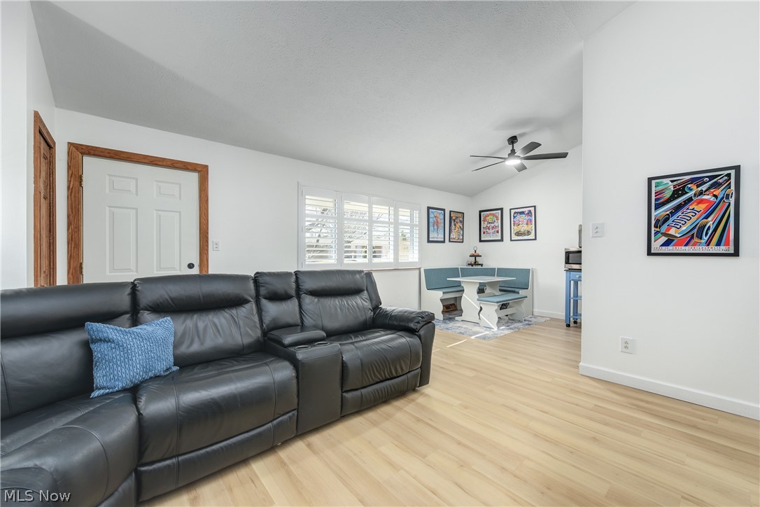 21872 River Oaks Drive Rocky River OH 44116