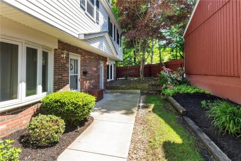 6484 State Road Parma OH 44134