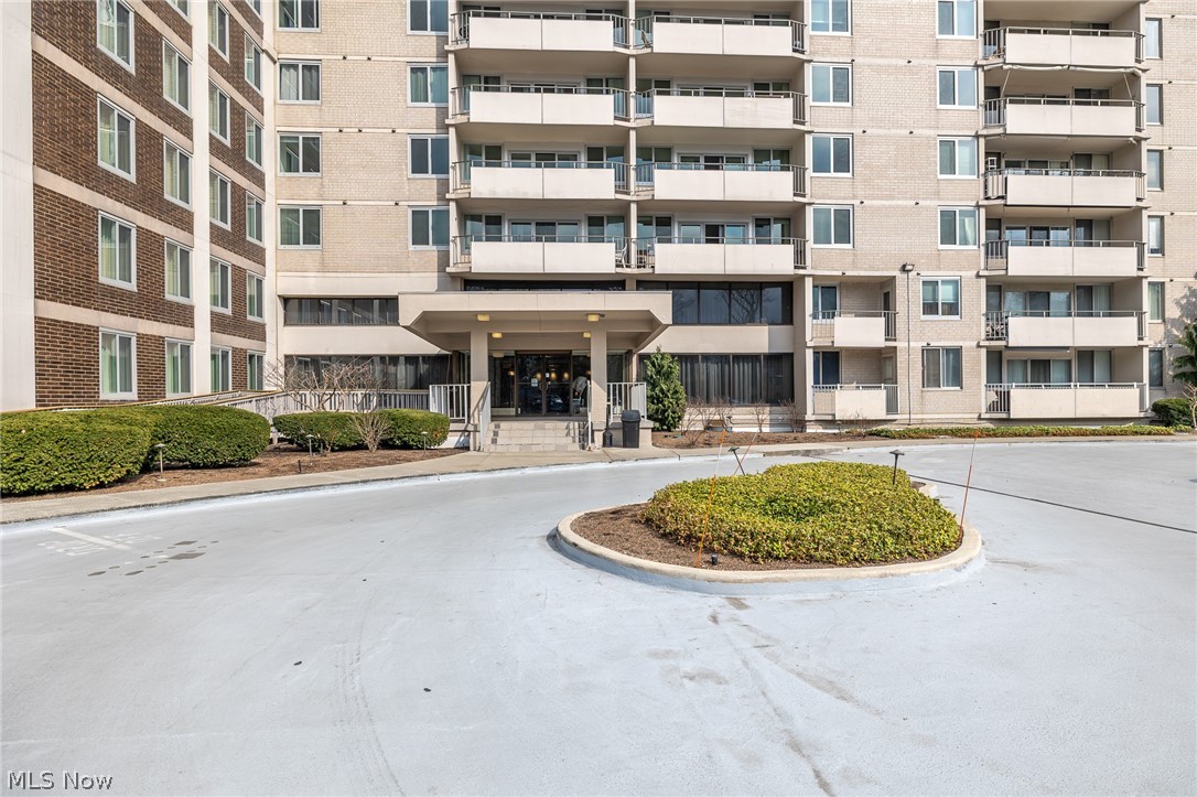 12900 Lake Avenue Lakewood OH 44107
