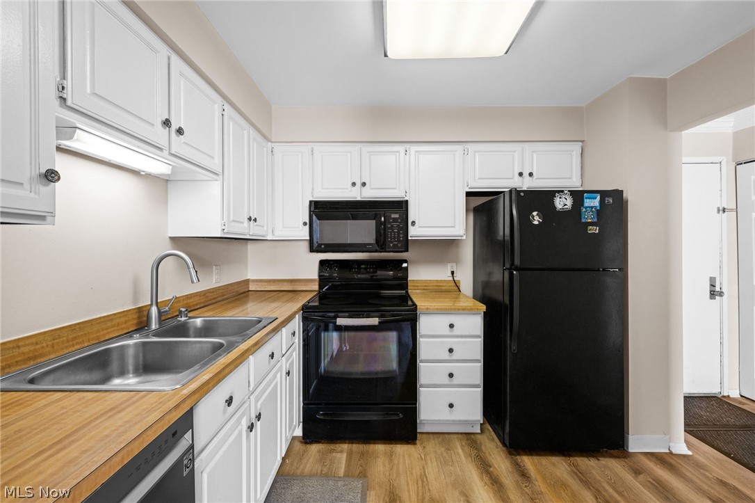 12500 Edgewater Drive Lakewood OH 44107