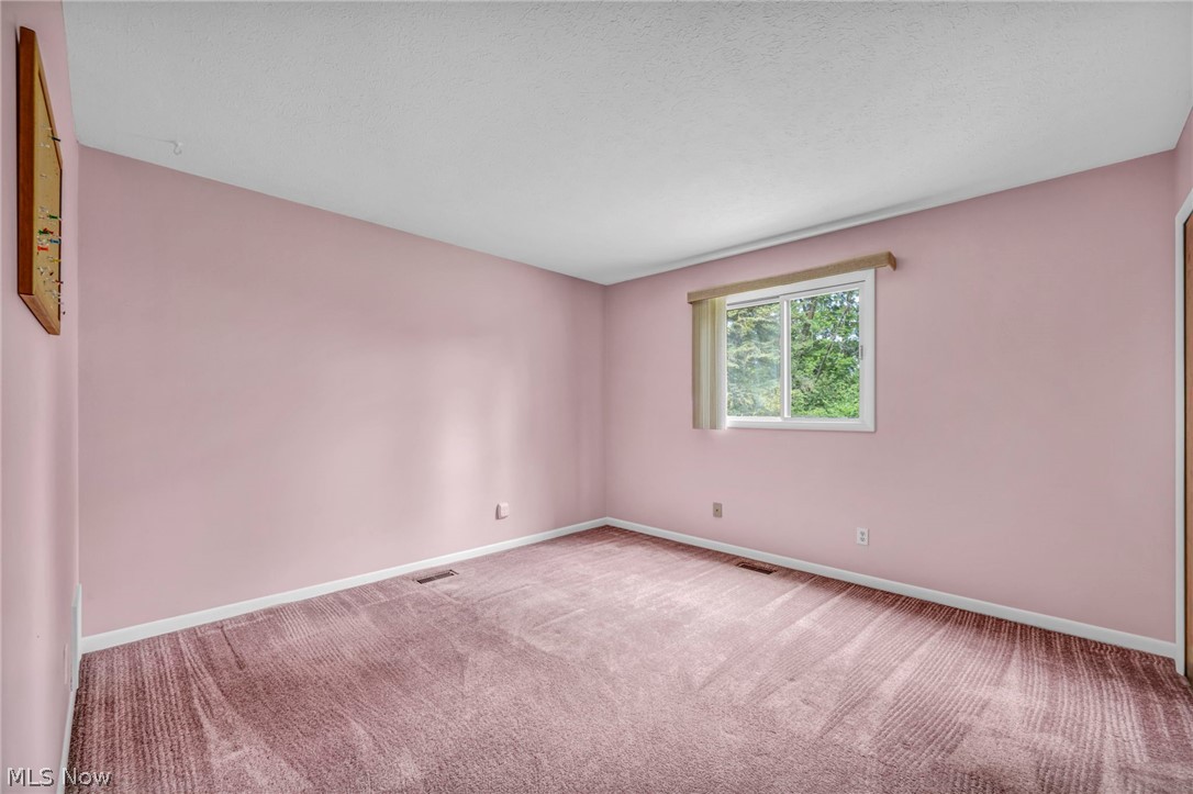 1442 Timberland Lane Twinsburg OH 44087