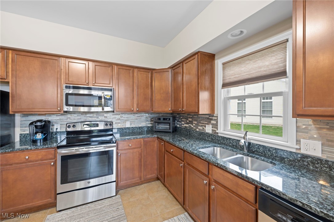 38080 Cross Creek Drive Willoughby OH 44094