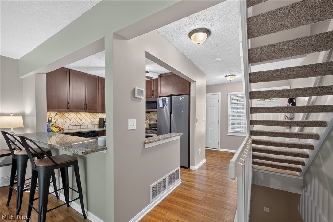1285 Leeward Lane Willoughby OH 44094