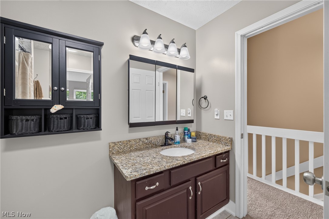 1285 Leeward Lane Willoughby OH 44094