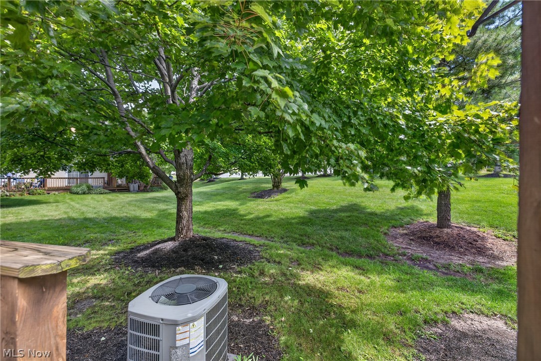 1285 Leeward Lane Willoughby OH 44094