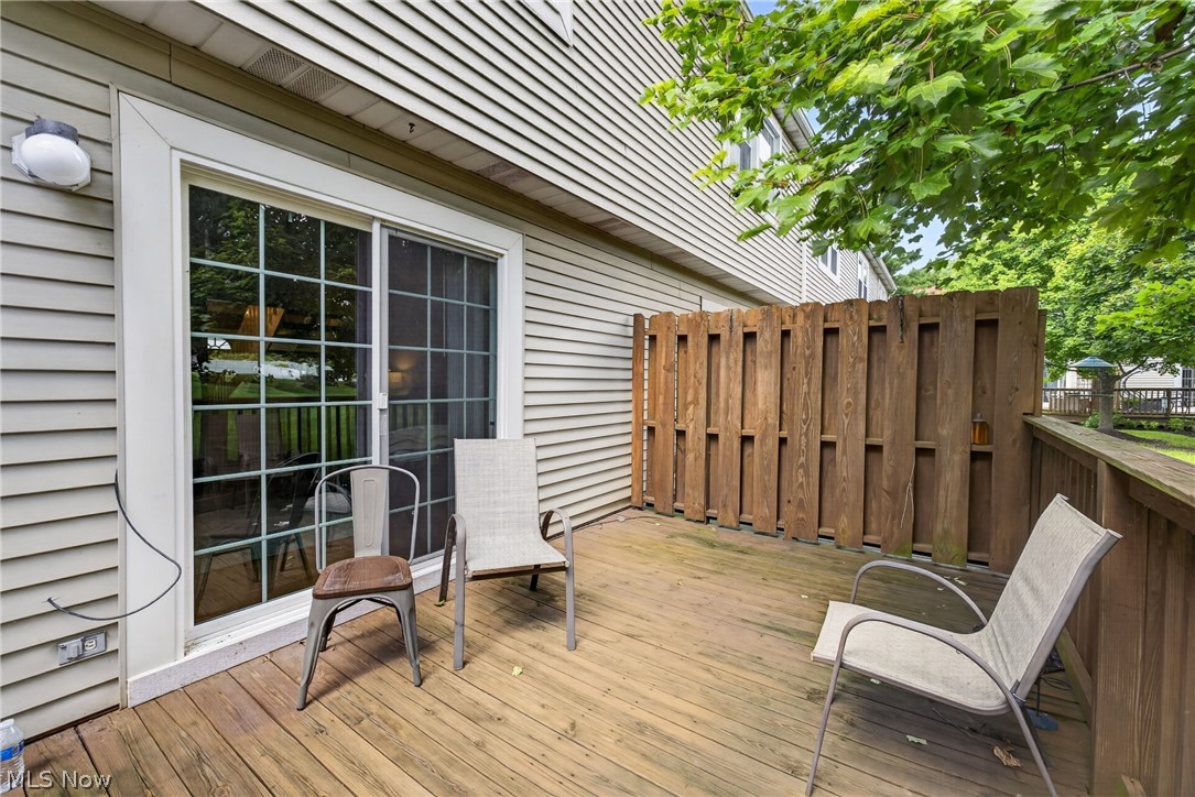 1285 Leeward Lane Willoughby OH 44094