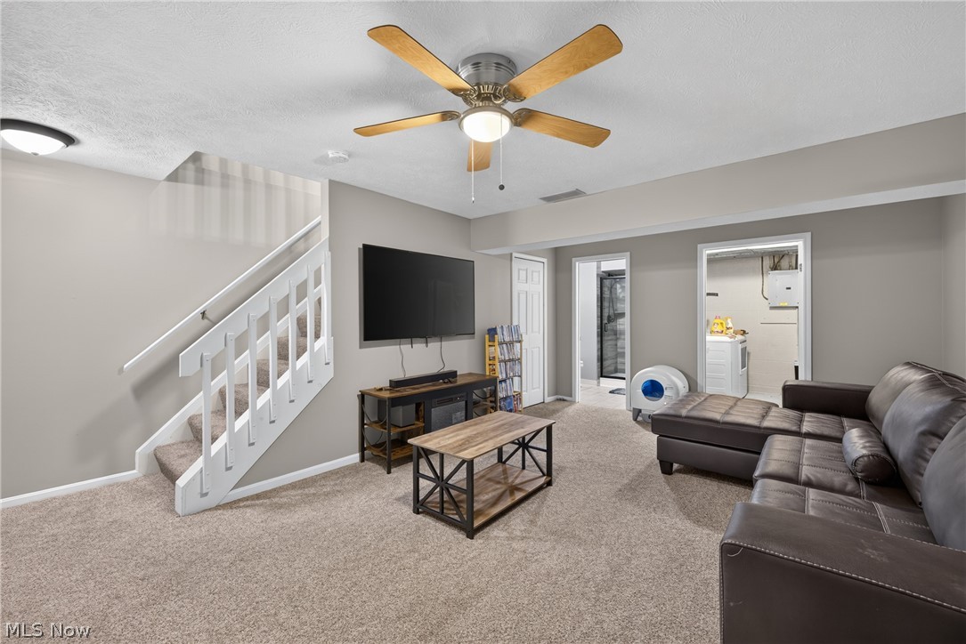 1285 Leeward Lane Willoughby OH 44094