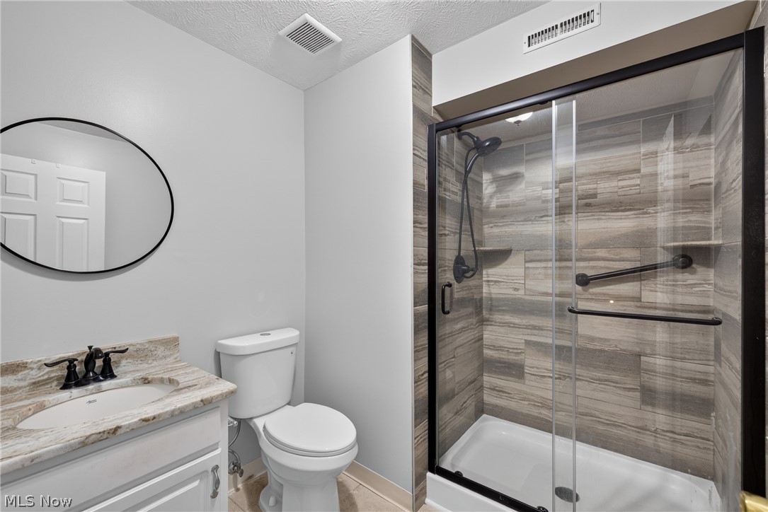 1285 Leeward Lane Willoughby OH 44094