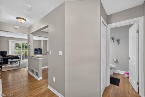 1285 Leeward Lane Willoughby OH 44094