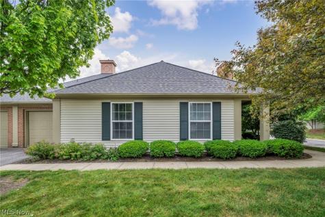 3205 Village Green Drive Westlake OH 44145