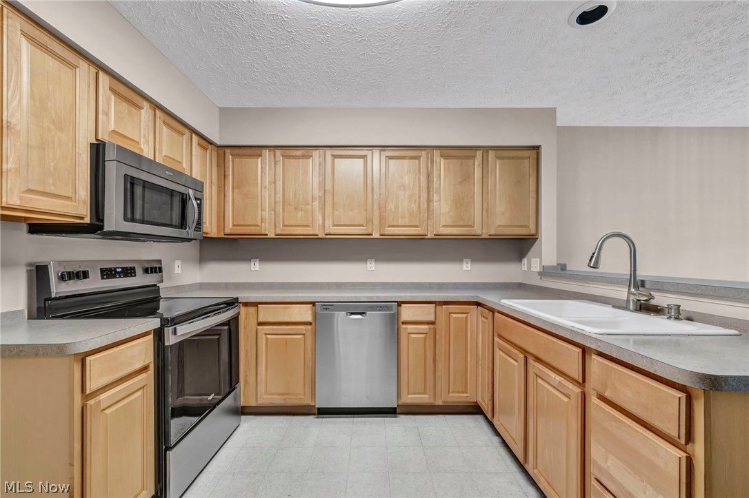 3205 Village Green Drive Westlake OH 44145