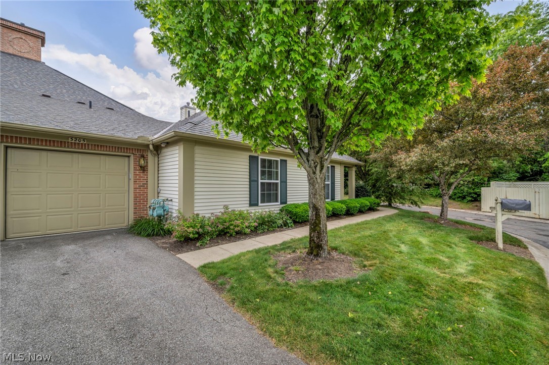 3205 Village Green Drive Westlake OH 44145
