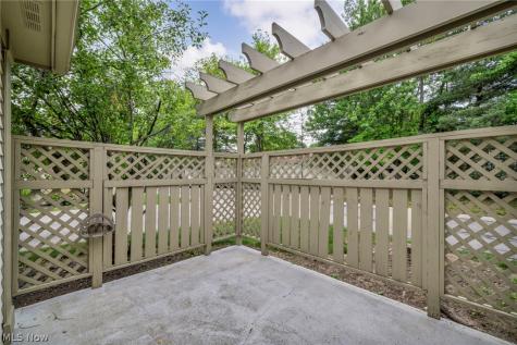 3205 Village Green Drive Westlake OH 44145