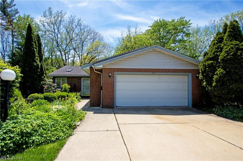 588 Forest Creek Drive Wooster OH 44691