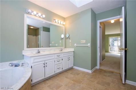 588 Forest Creek Drive Wooster OH 44691