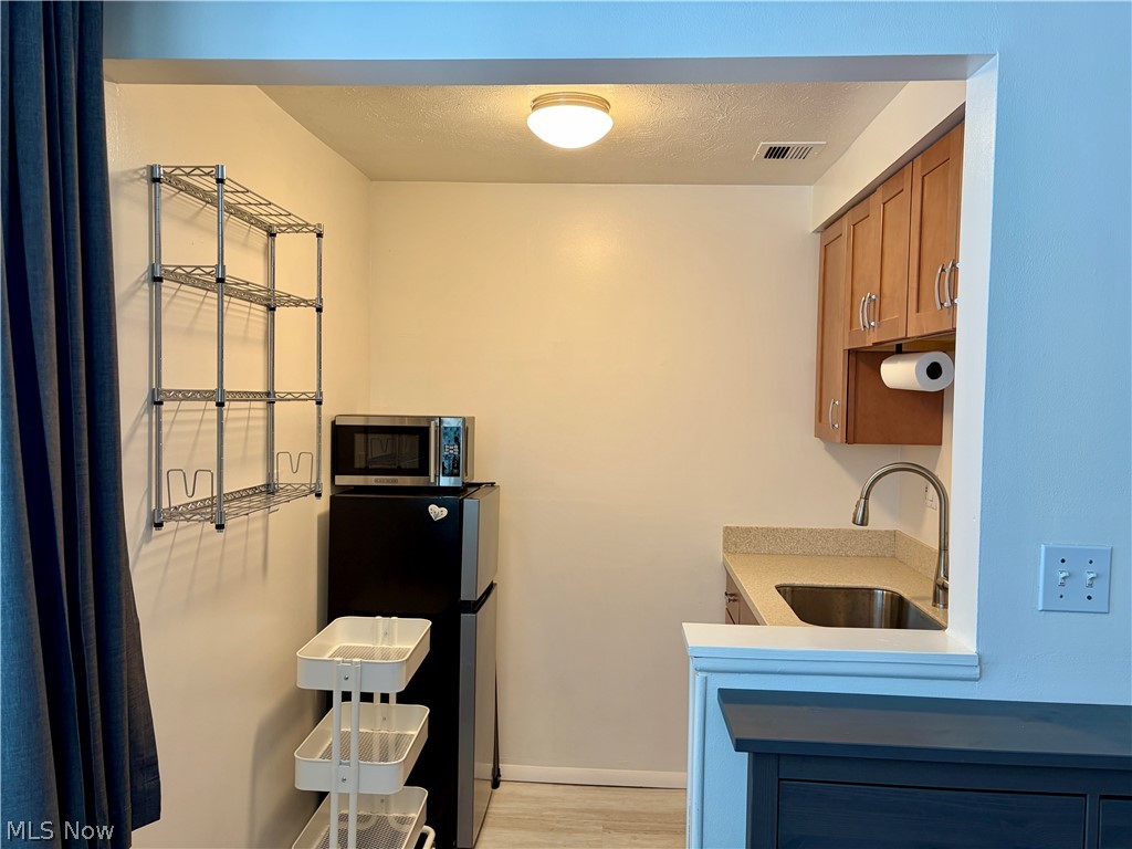 10301 Lake Avenue Cleveland OH 44102