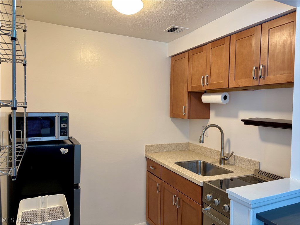 10301 Lake Avenue Cleveland OH 44102