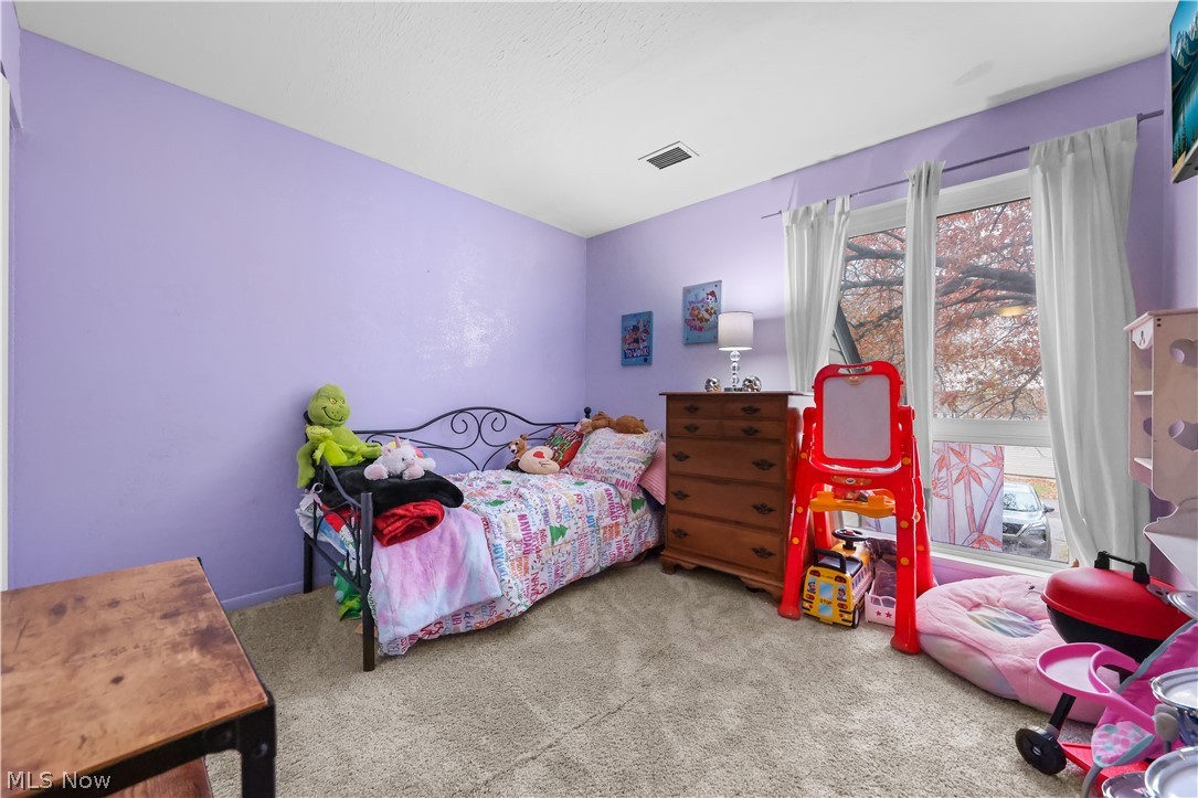 6330 Greenwood Sagamore Hills OH 44067