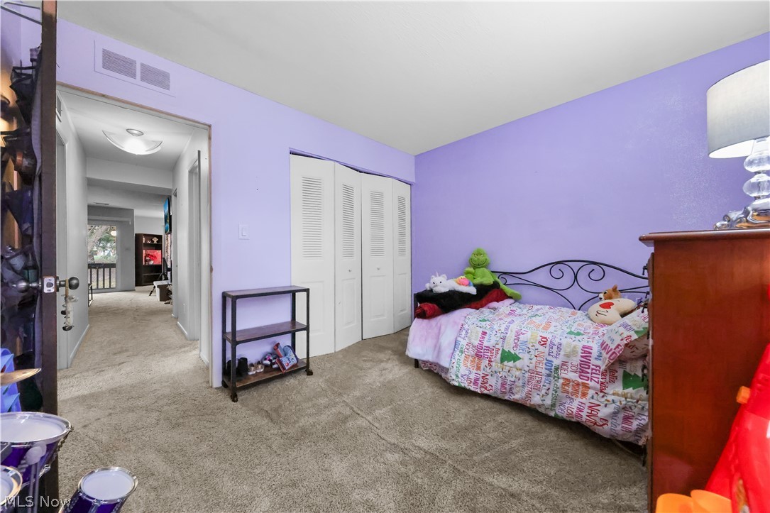 6330 Greenwood Sagamore Hills OH 44067