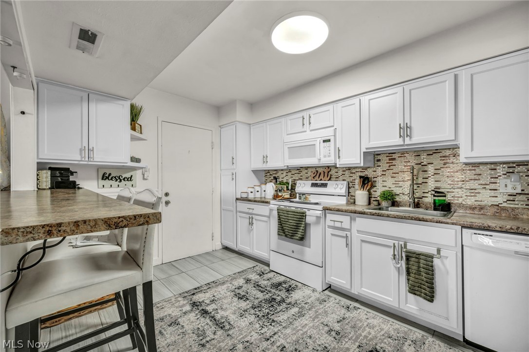 11804 Harbour Light Drive North Royalton OH 44133
