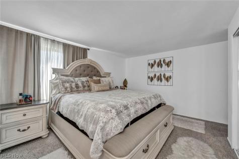 11804 Harbour Light Drive North Royalton OH 44133