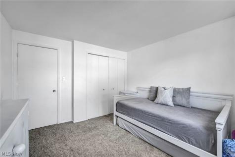 11804 Harbour Light Drive North Royalton OH 44133