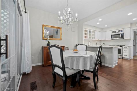 3061 Macintosh Drive Westlake OH 44145