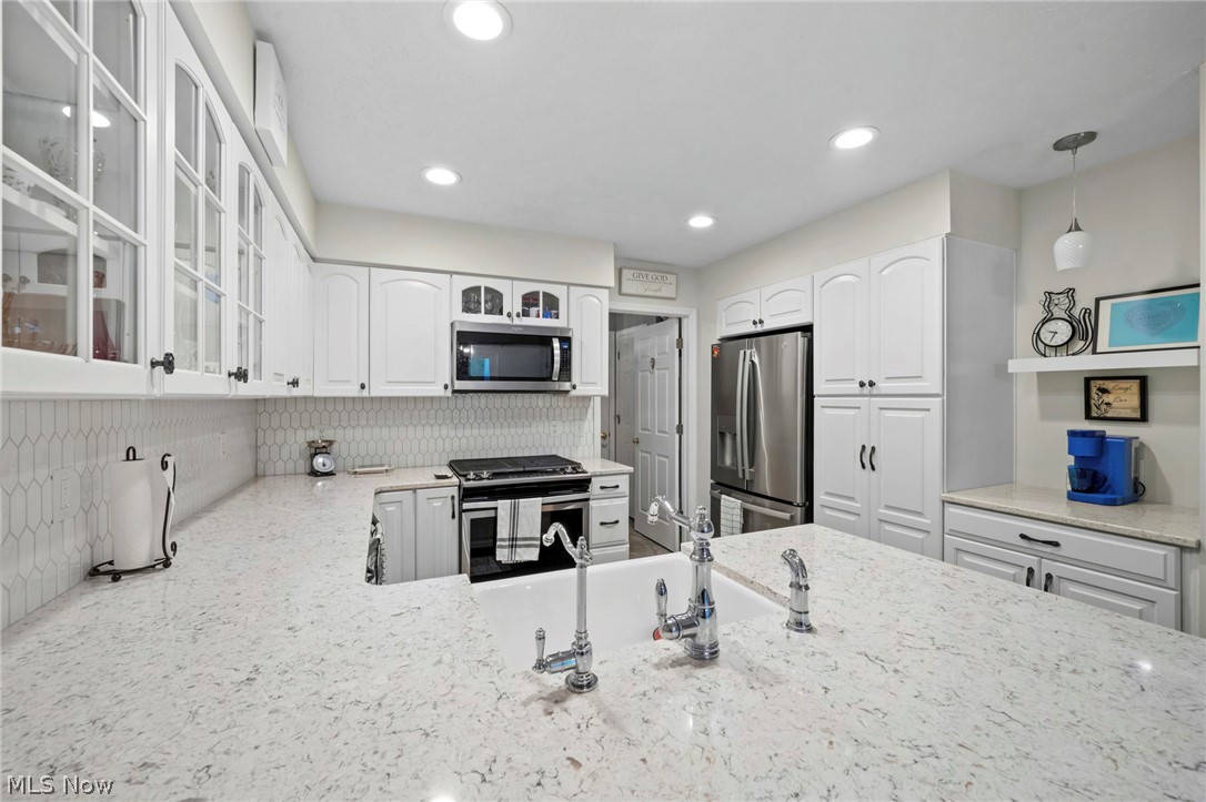 3061 Macintosh Drive Westlake OH 44145