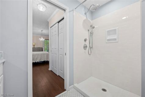 3061 Macintosh Drive Westlake OH 44145