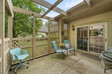 3061 Macintosh Drive Westlake OH 44145