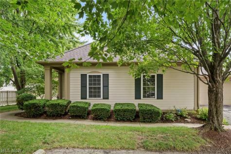 3061 Macintosh Drive Westlake OH 44145