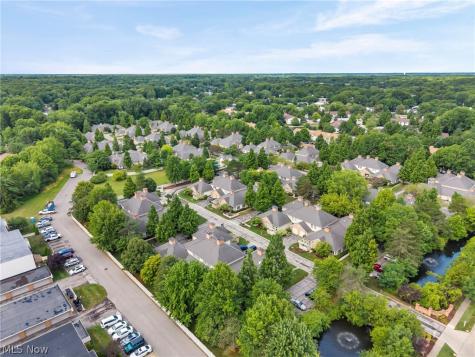 3061 Macintosh Drive Westlake OH 44145