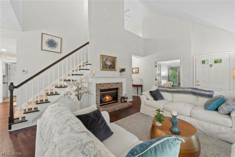 3061 Macintosh Drive Westlake OH 44145