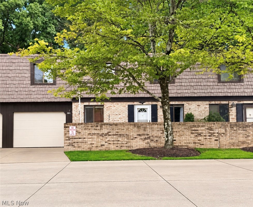621 Tollis Parkway Broadview Heights OH 44147
