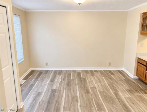 621 Tollis Parkway Broadview Heights OH 44147
