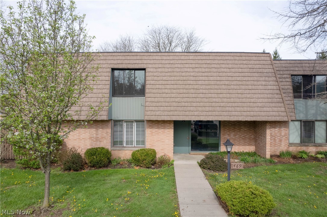 469 W Streetsboro Street Hudson OH 44236