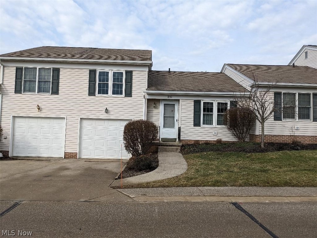 810 Amherst Lane Brunswick OH 44212
