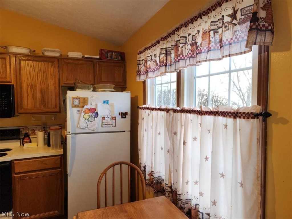 810 Amherst Lane Brunswick OH 44212