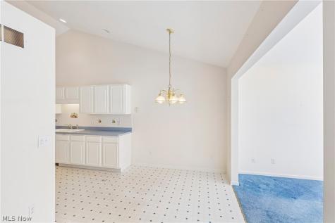408 W Reserve Drive Cuyahoga Falls OH 44223