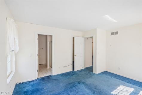 408 W Reserve Drive Cuyahoga Falls OH 44223