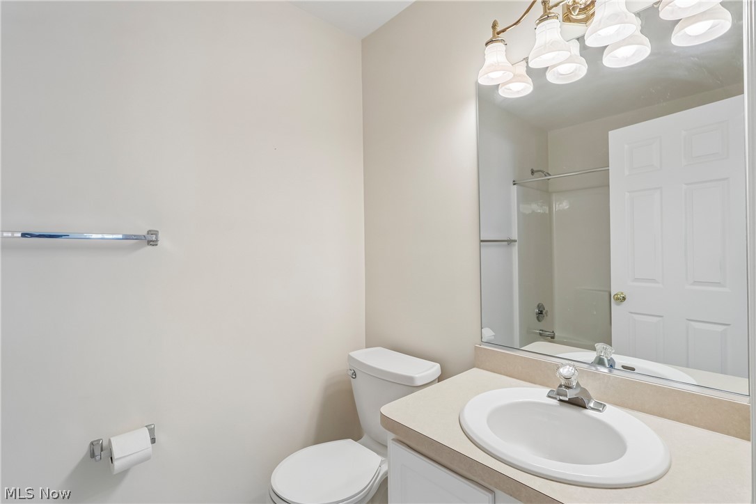 408 W Reserve Drive Cuyahoga Falls OH 44223