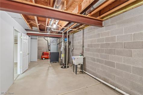 408 W Reserve Drive Cuyahoga Falls OH 44223
