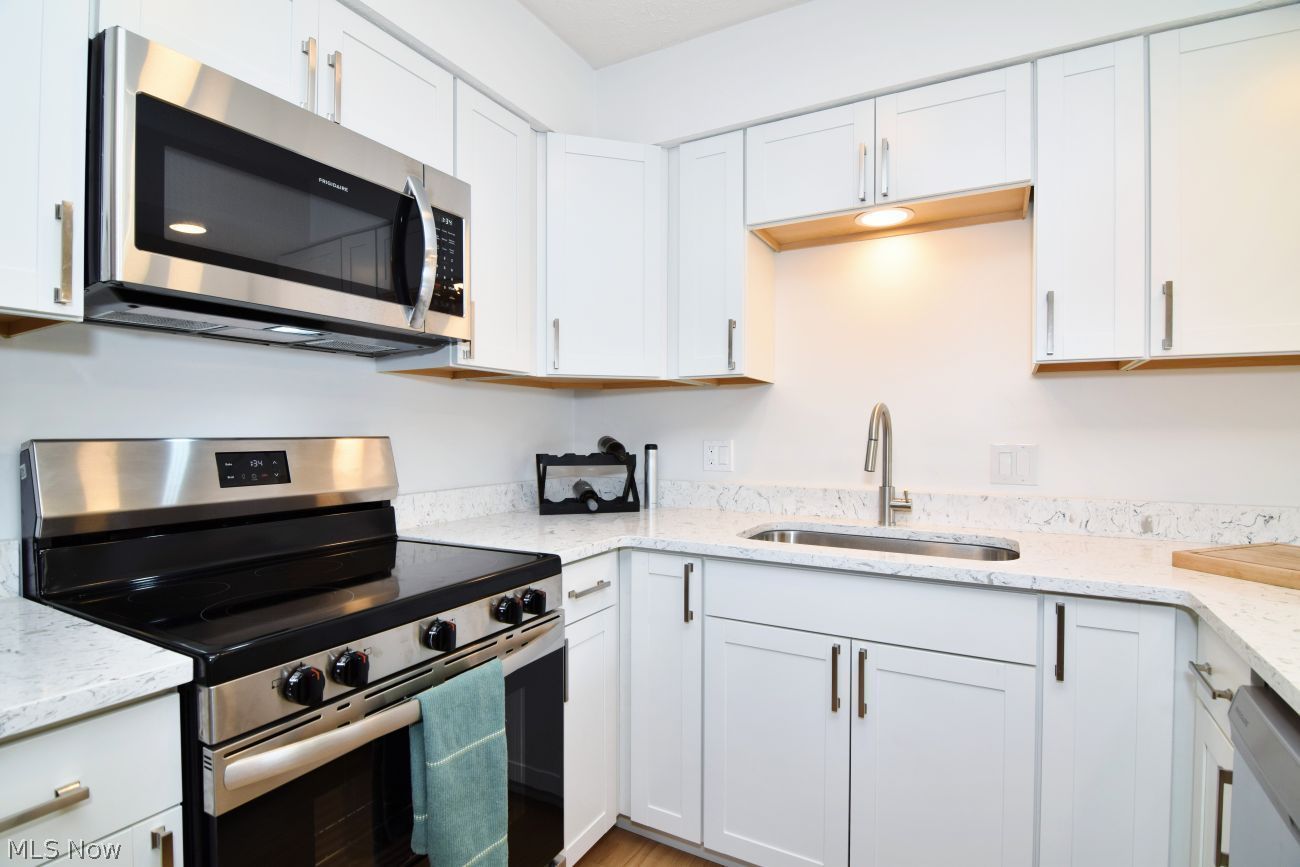 4016 Townhouse Lane Green OH 44685