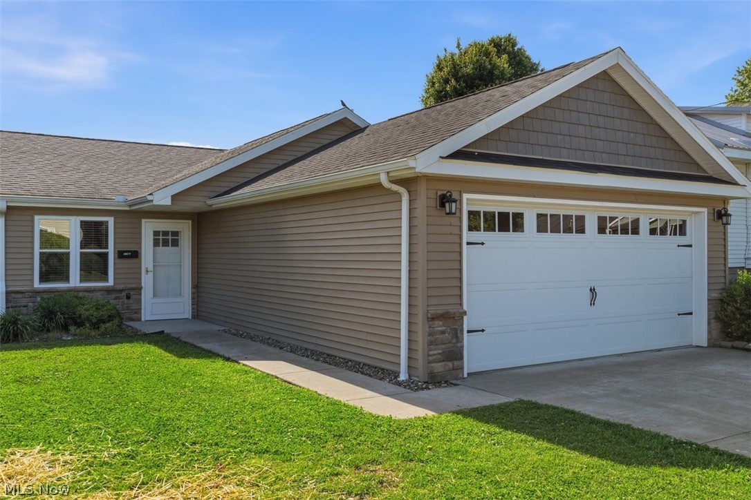 416A Elm Street Belpre OH 45714