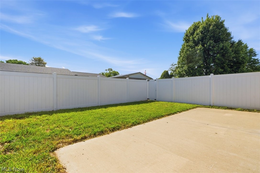 416A Elm Street Belpre OH 45714